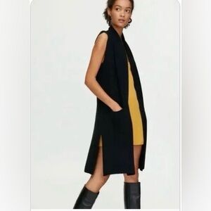 Aritzia Wilfred Sleeveless Black Sweater XS